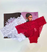 Kit com 2 calcinhas de renda